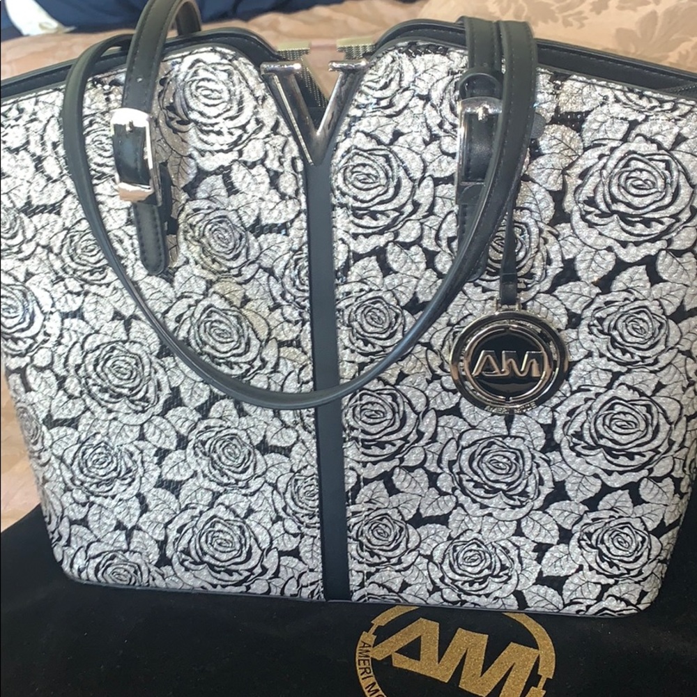 Ameri Mode Tote - image 2
